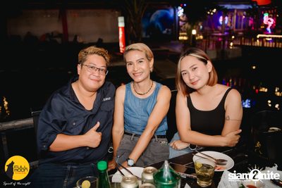 Joey Phuwasit mini-concert at Fullmoon Terrace & Bar — photo 40