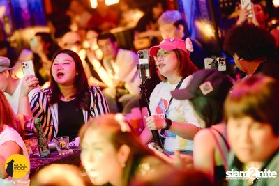 Joey Phuwasit mini-concert at Fullmoon Terrace & Bar — photo 80