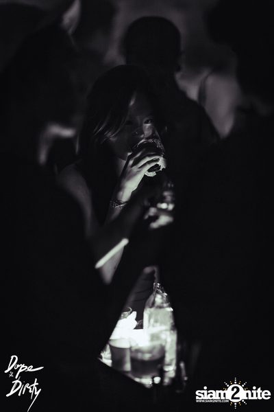 Jam ft. Chin Chinawut Knomjean Kulamas at Dope & Dirty — photo 1