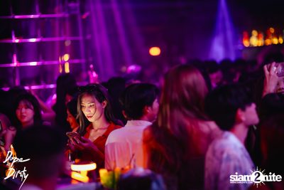 Jam ft. Chin Chinawut Knomjean Kulamas at Dope & Dirty — photo 55