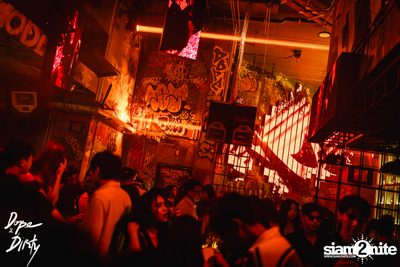Jam ft. Chin Chinawut Knomjean Kulamas at Dope & Dirty — photo 64