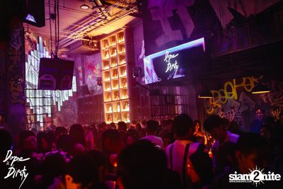 Jam ft. Chin Chinawut Knomjean Kulamas at Dope & Dirty — photo 135