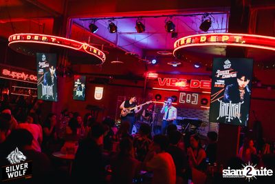 ภาพบรรยากาศงาน Silver Wolf presents Timethai concert ที่ Vibe Dept — photo 65