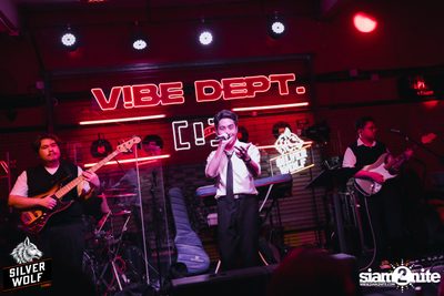 ภาพบรรยากาศงาน Silver Wolf presents Timethai concert ที่ Vibe Dept — photo 69