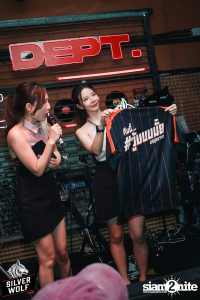 ภาพบรรยากาศงาน Silver Wolf presents Timethai concert ที่ Vibe Dept — photo 91