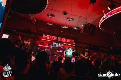 ภาพบรรยากาศงาน Silver Wolf presents Timethai concert ที่ Vibe Dept — photo 113