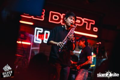 ภาพบรรยากาศงาน Silver Wolf presents Timethai concert ที่ Vibe Dept — photo 135