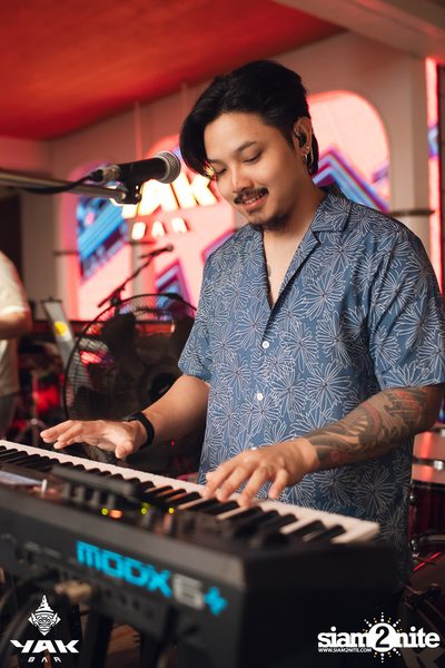ETC Concert at Yak Bar — photo 13