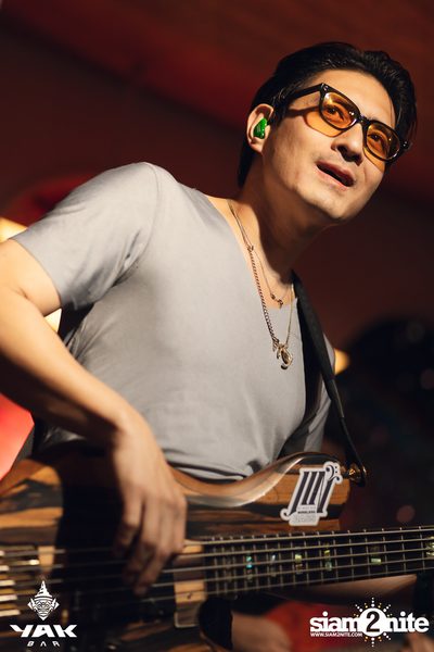 ETC Concert at Yak Bar — photo 86