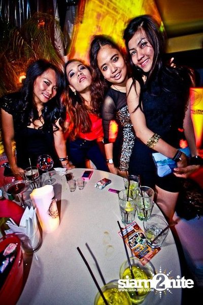 SUK 11 CLUB CRAWL — photo 33