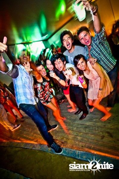 SUK 11 CLUB CRAWL — photo 92