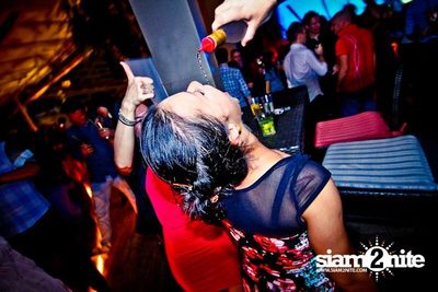 SUK 11 CLUB CRAWL — photo 81