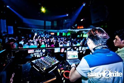 FUZE pres. Traffic Light Party — photo 18