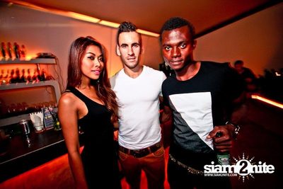 BARRIO LATINO ESPECIAL — photo 91