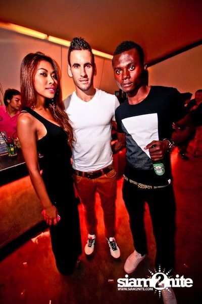 BARRIO LATINO ESPECIAL — photo 90