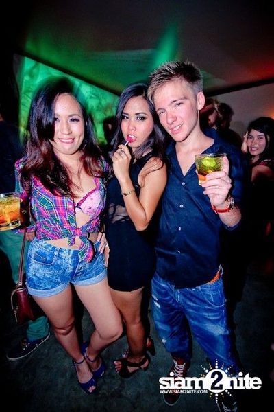 SUK 11 CLUB CRAWL — photo 88
