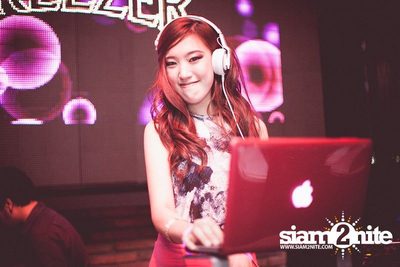 Breezer Pinkgrapefruit & Toodeep present I'm Pink So What — photo 22