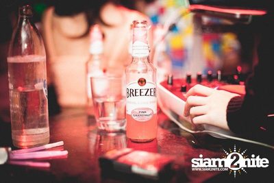 Breezer Pinkgrapefruit & Toodeep present I'm Pink So What — photo 195