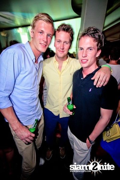 SUK 11 CLUB CRAWL — photo 118