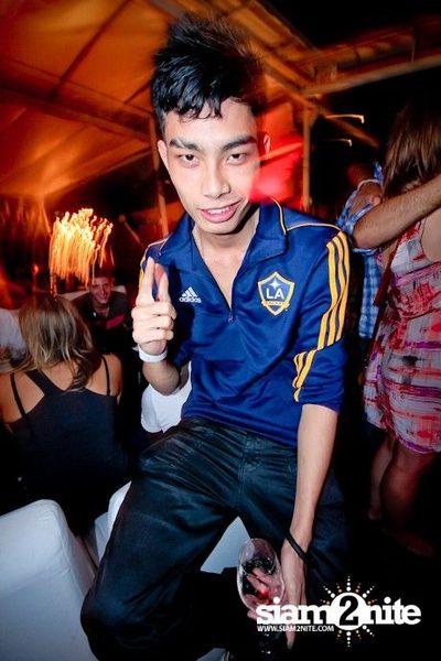 SUK 11 CLUB CRAWL — photo 6