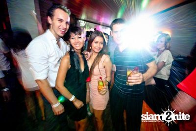 SUK 11 CLUB CRAWL — photo 30