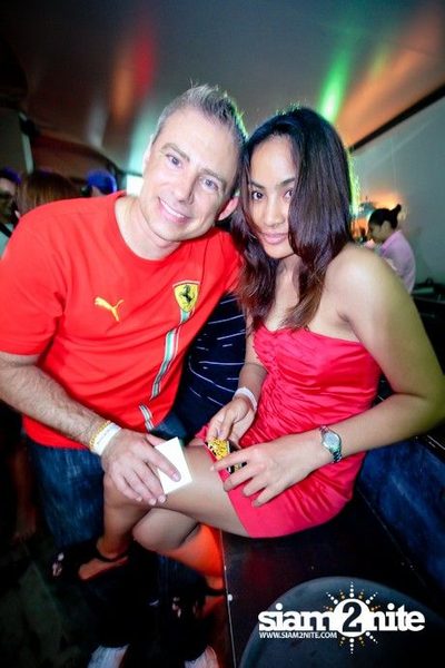 SUK 11 CLUB CRAWL — photo 29