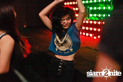 VRT pres. TRASH & GLOW — photo 25