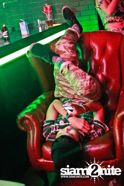 VRT pres. TRASH & GLOW — photo 55