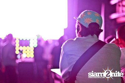 VRT pres. TRASH & GLOW — photo 2