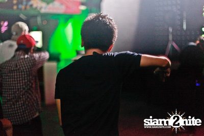 VRT pres. TRASH & GLOW — photo 11
