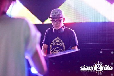 VRT pres. TRASH & GLOW — photo 41