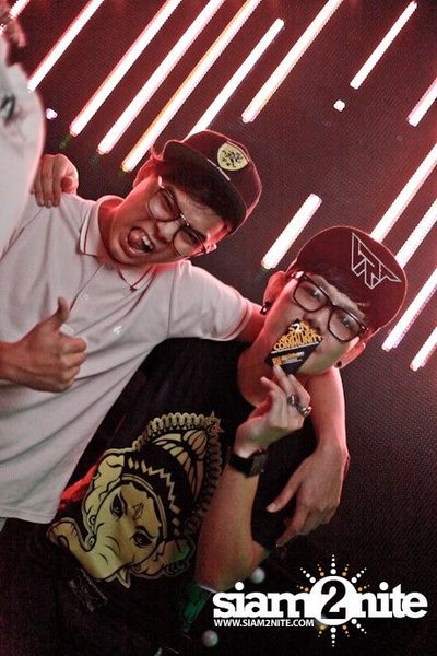 VRT pres. TRASH & GLOW — photo 87