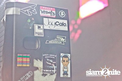 VRT pres. TRASH & GLOW — photo 7