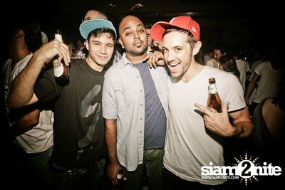 DAM-FUNK IN BANGKOK — photo 11