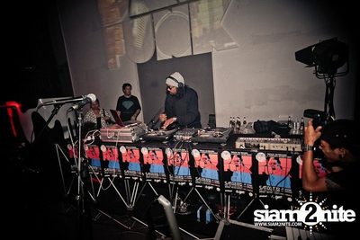 DAM-FUNK IN BANGKOK — photo 28