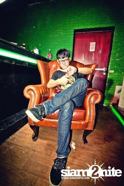 VRT pres. TRASH & GLOW — photo 117