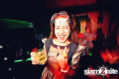 VRT pres. TRASH & GLOW — photo 16