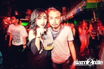 VRT pres. TRASH & GLOW — photo 105