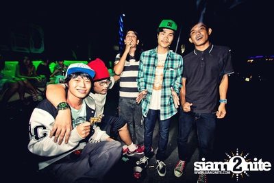 VRT pres. TRASH & GLOW — photo 32