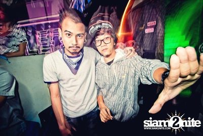 VRT pres. TRASH & GLOW — photo 26