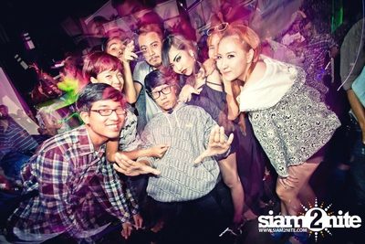 VRT pres. TRASH & GLOW — photo 89
