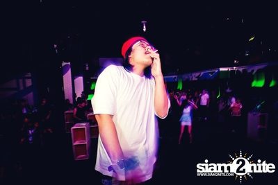VRT pres. TRASH & GLOW — photo 42