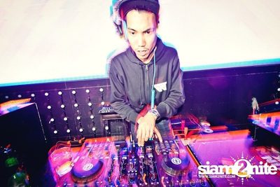 VRT pres. TRASH & GLOW — photo 20
