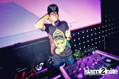 VRT pres. TRASH & GLOW — photo 125