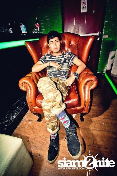 VRT pres. TRASH & GLOW — photo 10