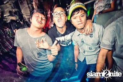 VRT pres. TRASH & GLOW — photo 28