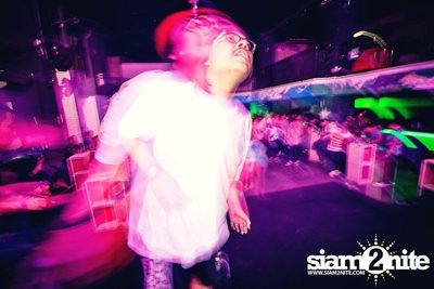 VRT pres. TRASH & GLOW — photo 40