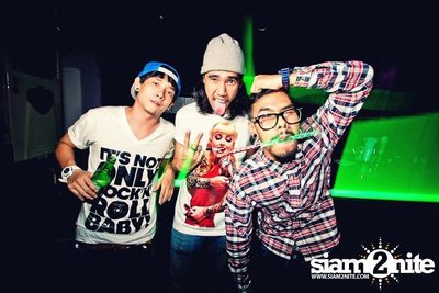 VRT pres. TRASH & GLOW — photo 53