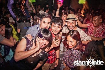Trasher pres. "แก้วตาขาร็อค" — photo 24