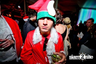 Suk 11 Santa Crawls — photo 112